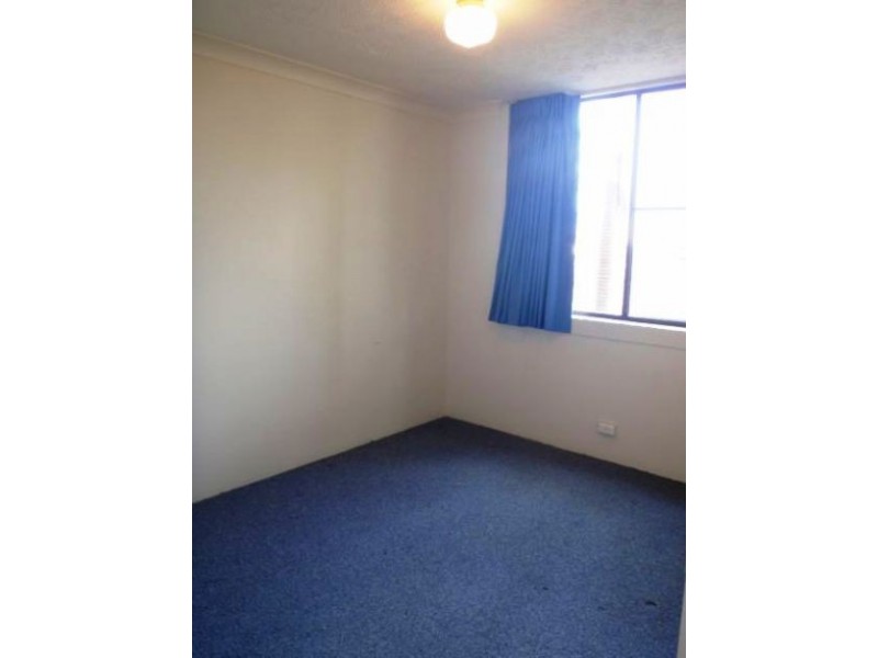 3/2301 “la Costa” Gold Coast Highway, Nobby Beach QLD 4218