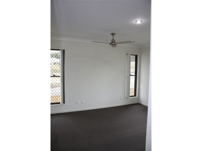 14 Conjola Lane, Waterford QLD 4133