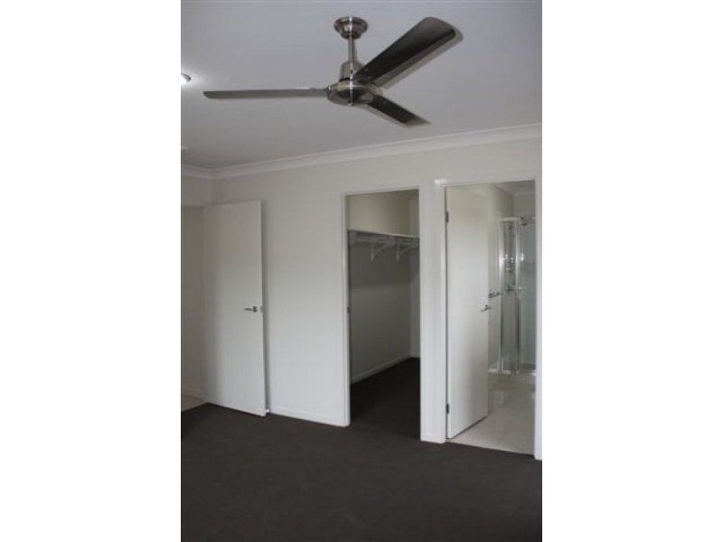 14 Conjola Lane, Waterford QLD 4133