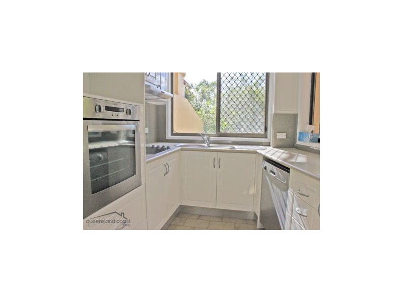 3/19 “Salerno” Chairlift Avenue, Mermaid Beach QLD 4218