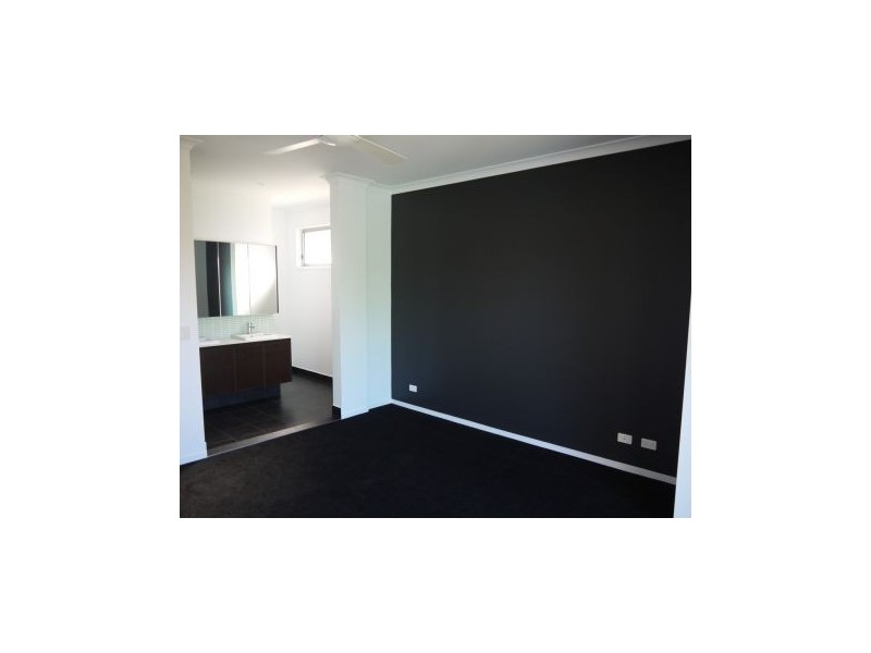 15 Star Rise Street, Upper Coomera QLD 4209