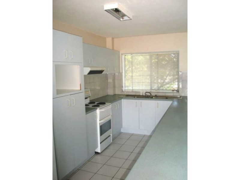 2/2263 Gold Coast Highway, Nobby Beach QLD 4218