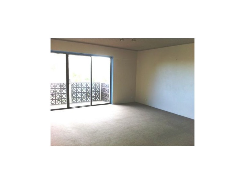 2/2263 Gold Coast Highway, Nobby Beach QLD 4218