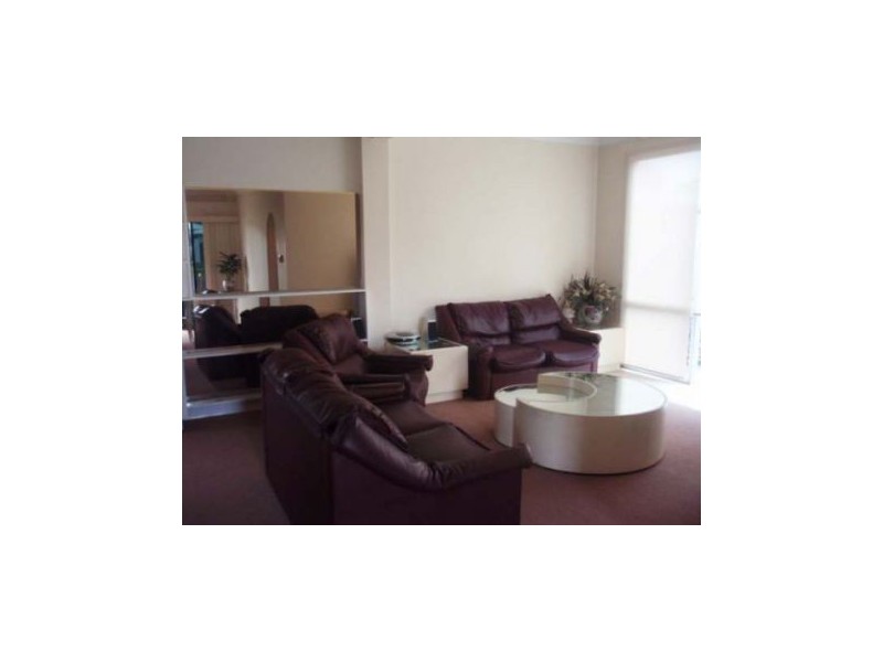 31a Rio Vista Blvd, Broadbeach Waters QLD 4218