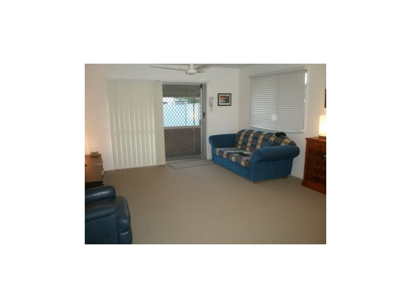 91 Albion Avenue, Miami QLD 4220