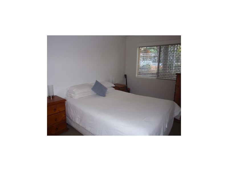 2/75 Old Burleigh Road, Surfers Paradise QLD 4217