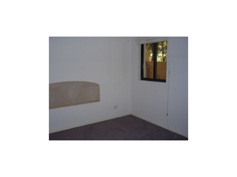 D4 “magic Mountain” Great Hall Drive, Miami QLD 4220