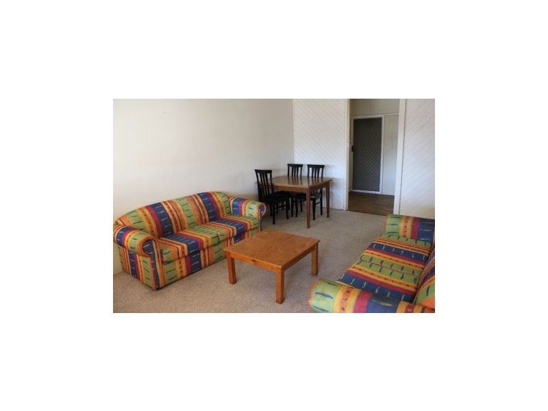 1/49 Surf Prd, Broadbeach QLD 4218