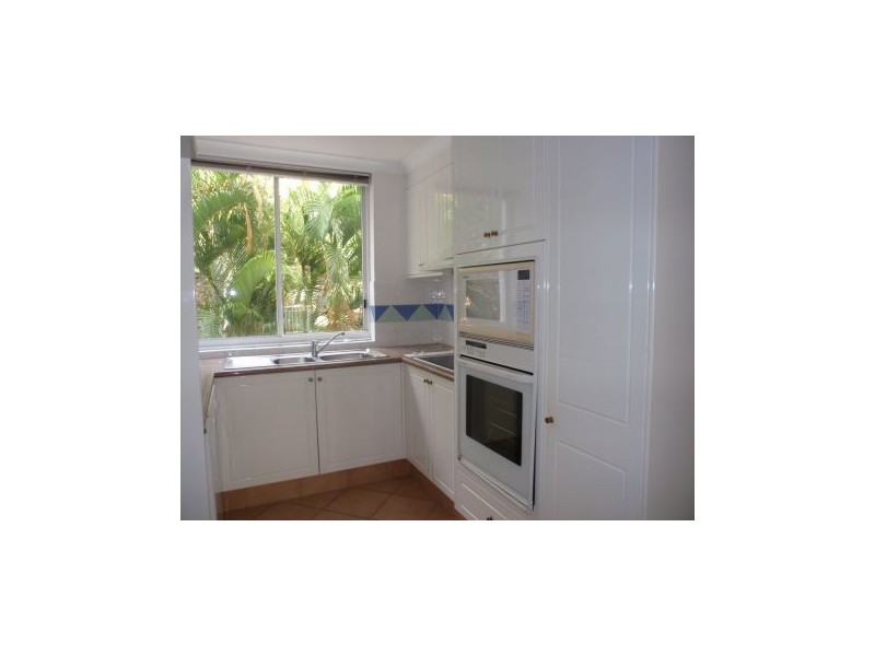 33 “Santorini By The Sea” Chairlift Avenue, Nobby Beach QLD 4218