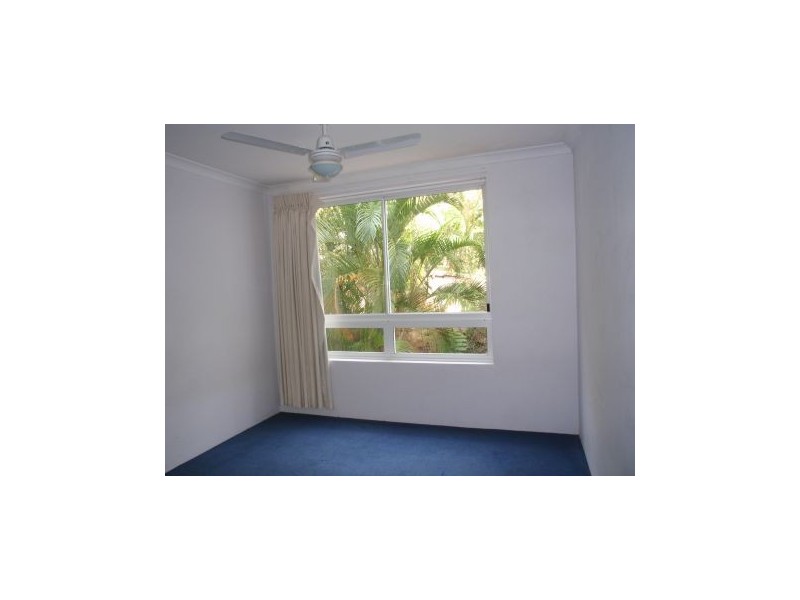 33 “Santorini By The Sea” Chairlift Avenue, Nobby Beach QLD 4218