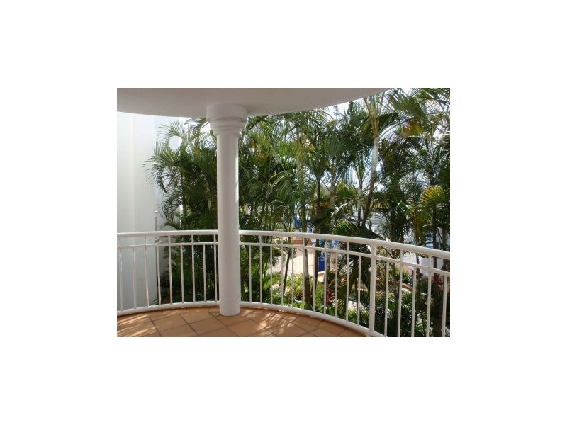 33 “Santorini By The Sea” Chairlift Avenue, Nobby Beach QLD 4218