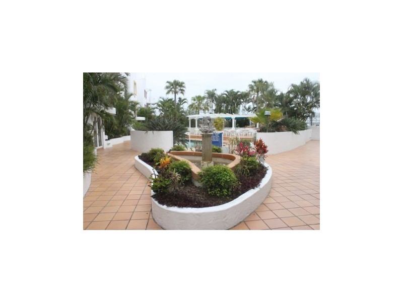 42 “santorini By The Sea” Chairlift Avenue, Nobby Beach QLD 4218