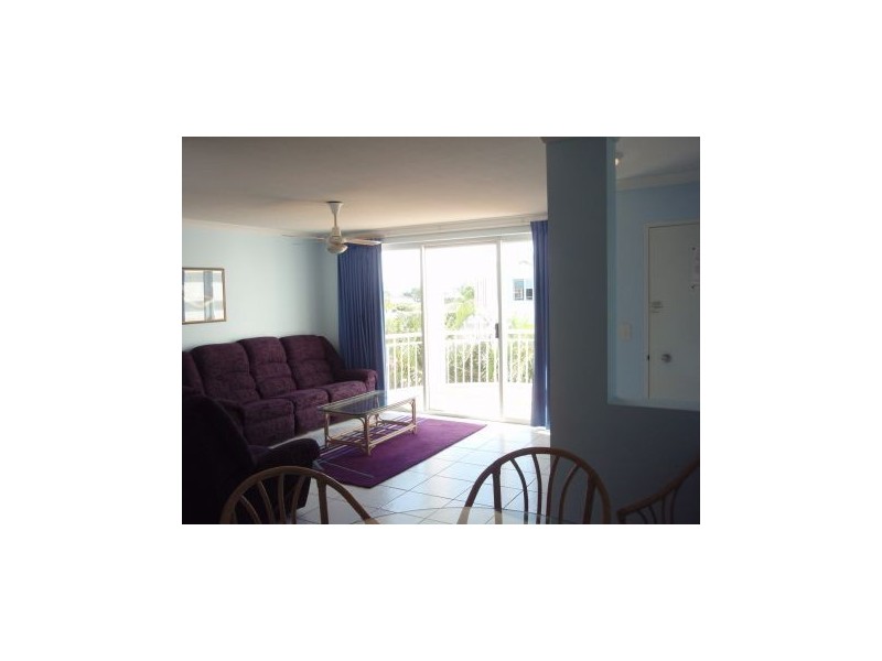 42 “santorini By The Sea” Chairlift Avenue, Nobby Beach QLD 4218