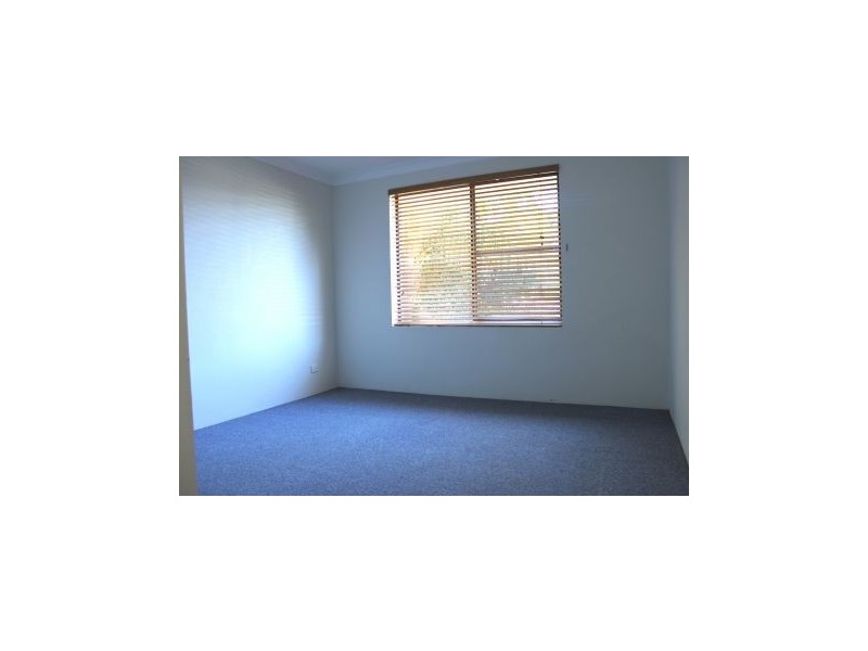 4/7 Sonia Street, Mermaid Waters QLD 4218