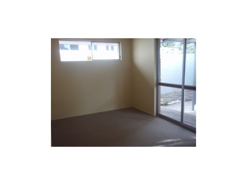 1/2290 Gold Coast Highway, Mermaid Beach QLD 4218