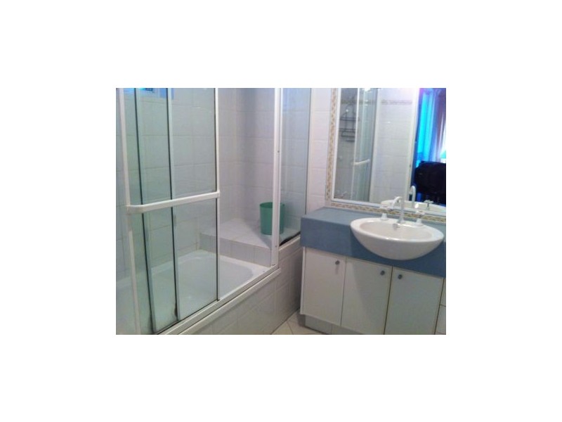 14 “santorini By The Sea” Chairlift Ave, Nobby Beach QLD 4218