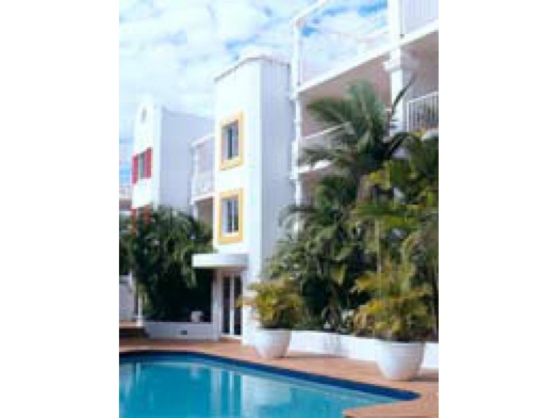 14 “santorini By The Sea” Chairlift Ave, Nobby Beach QLD 4218