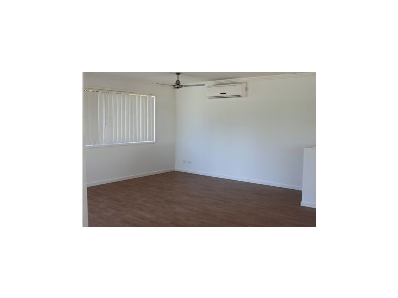 3/2 Conondale Way, Waterford QLD 4133