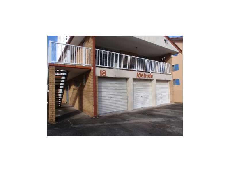 4/18 Anne Avenue, Broadbeach QLD 4218