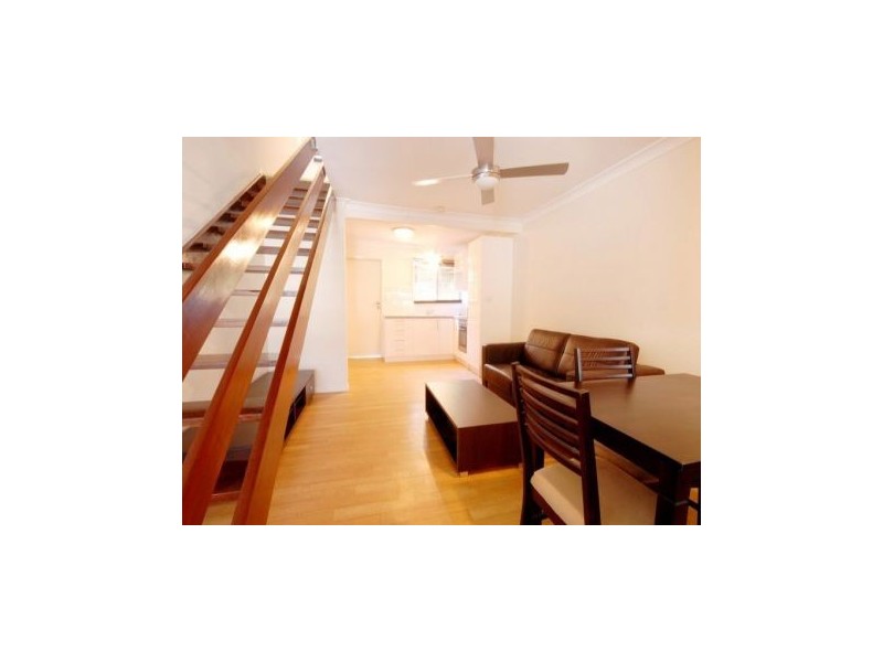 9 Pleasant Drive, Cannonvale QLD 4802