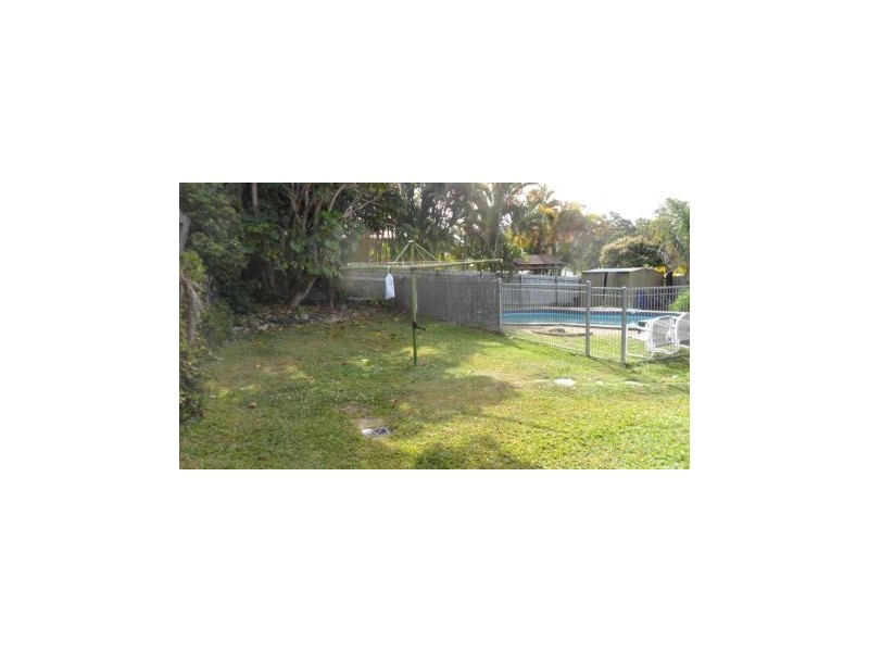 22 Yarran Drive, Ashmore QLD 4214