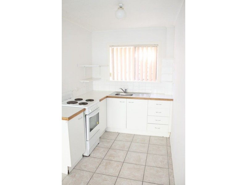 1/6 George Avenue, Broadbeach QLD 4218