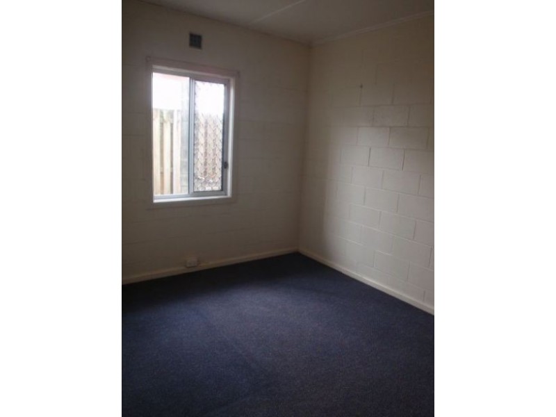 2/43 Seagull Ave, Nobby Beach QLD 4218