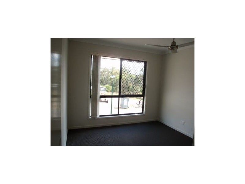 4 Catalunya Court, Pacific Pines QLD 4211