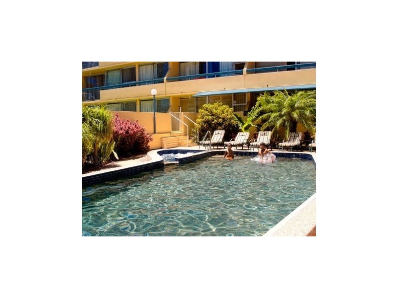 2 “Hi Ho Appts” Queensland Avenue, Broadbeach QLD 4218