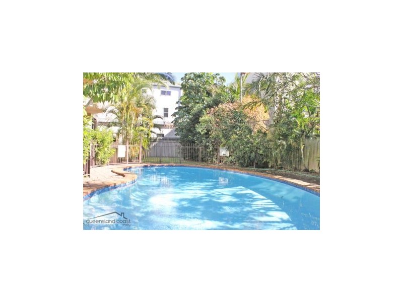 2/19-21 “Salerno” Chairlift Ave, Nobby Beach QLD 4218