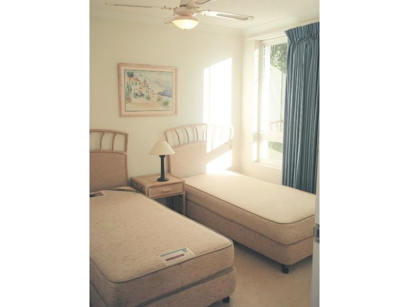 36/28 “Santorini By The Sea” Chairlift Avenue, Nobby Beach QLD 4218