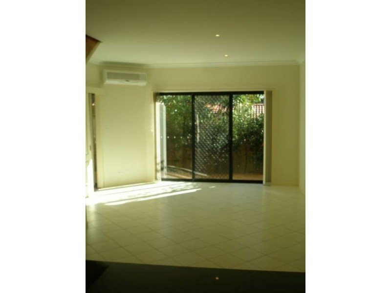 7/141 Cotlew Street, Ashmore QLD 4214