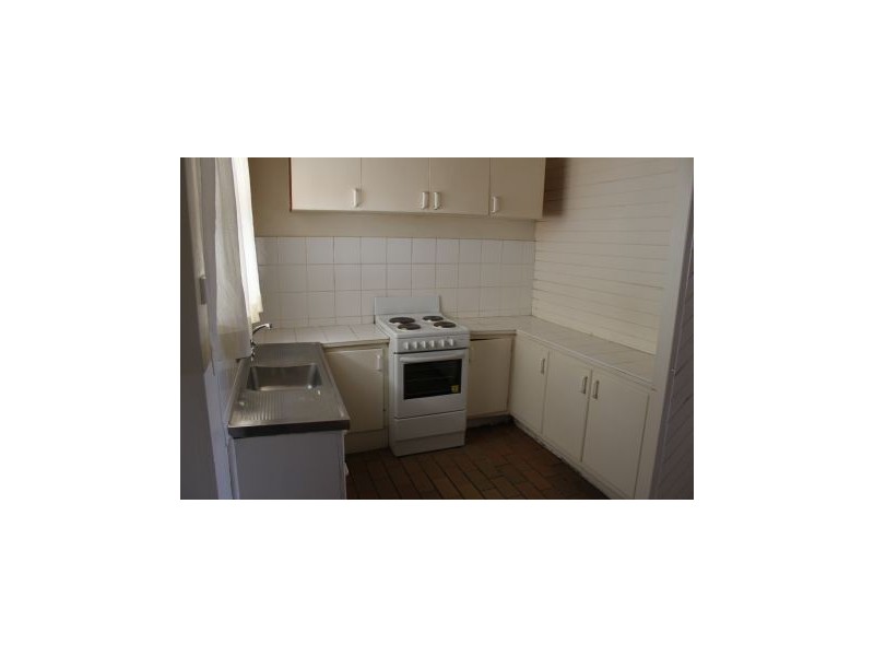 1/49 Surf Parade, Broadbeach QLD 4218