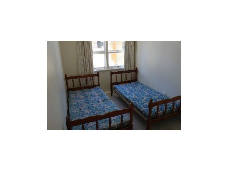 1/49 Surf Parade, Broadbeach QLD 4218