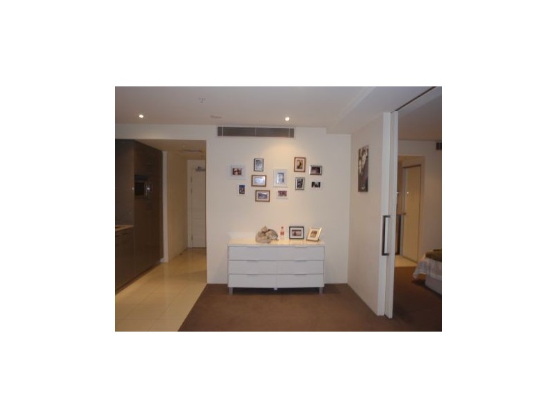 602/ 4 Wahroonga Place, Surfers Paradise QLD 4217