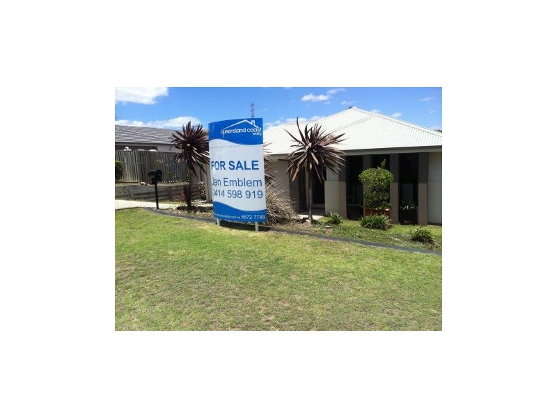 3 Gascoyne Street, Pacific Pines QLD 4211