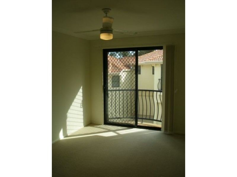 12/ 141 Cotlew Street, Ashmore QLD 4214