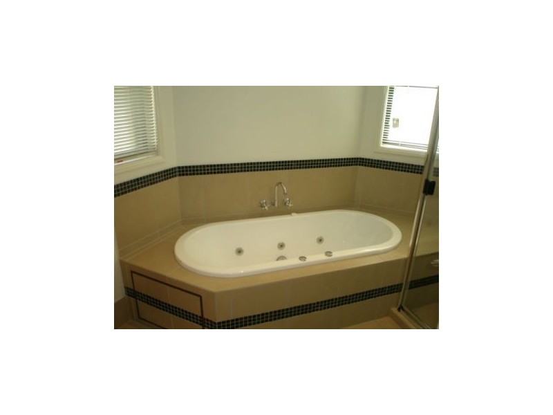 12/ 141 Cotlew Street, Ashmore QLD 4214