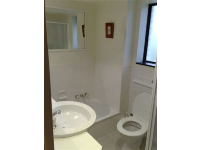 1/206 Surf Parade, Surfers Paradise QLD 4217