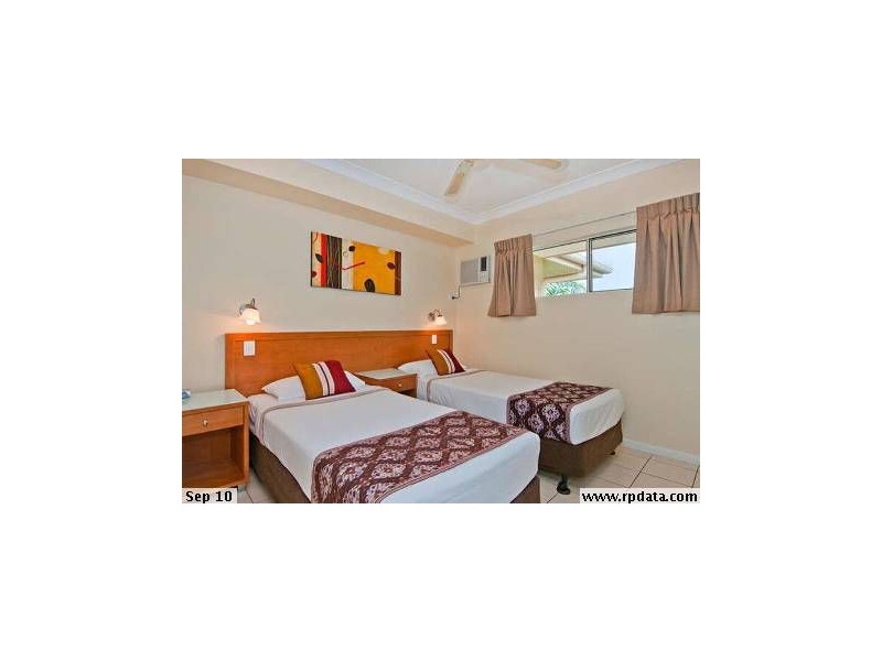 17/234a Grafton Street, Cairns North QLD 4870