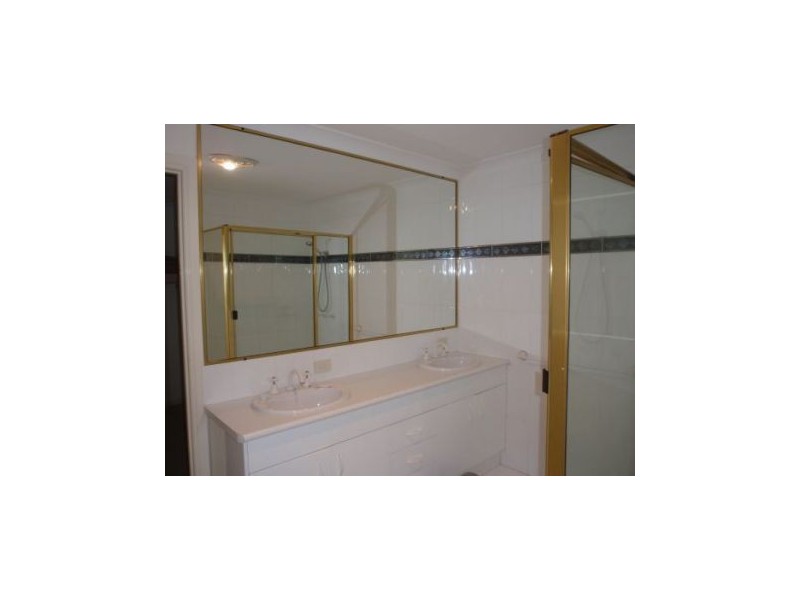 001 Alter Court, Merrimac QLD 4226