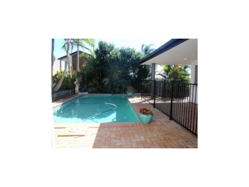 001 Alter Court, Merrimac QLD 4226