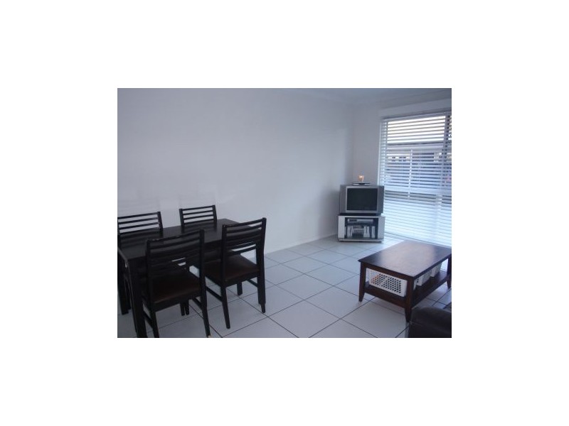 2/ 75 Old Burleigh Road, Surfers Paradise QLD 4217