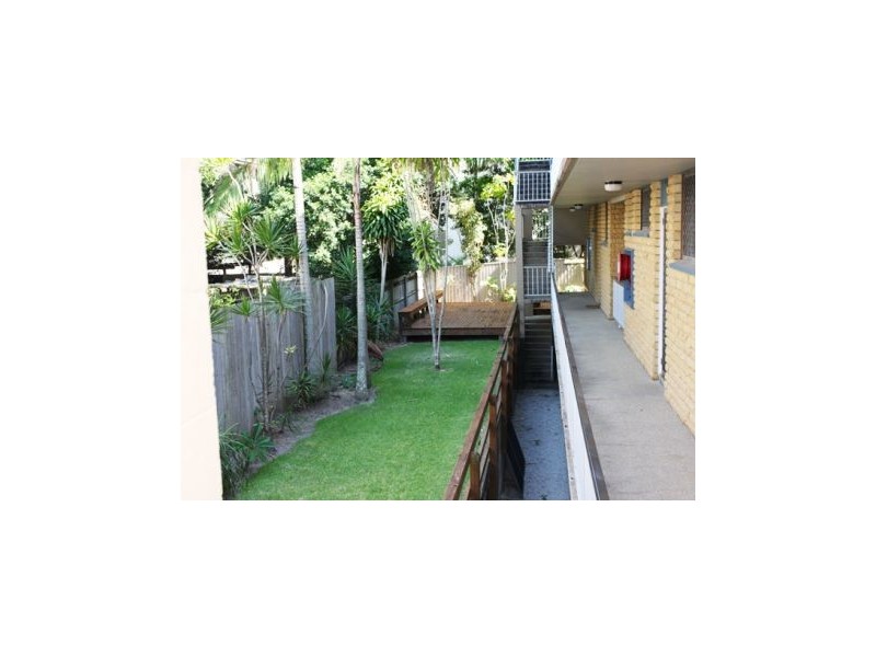 4/31 Venice St, Mermaid Beach QLD 4218