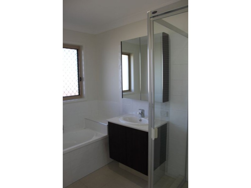 60 Wildflower Circuit, Upper Coomera QLD 4209