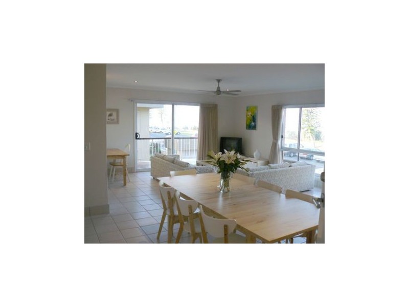 5/66 Marine Parade, Miami QLD 4220