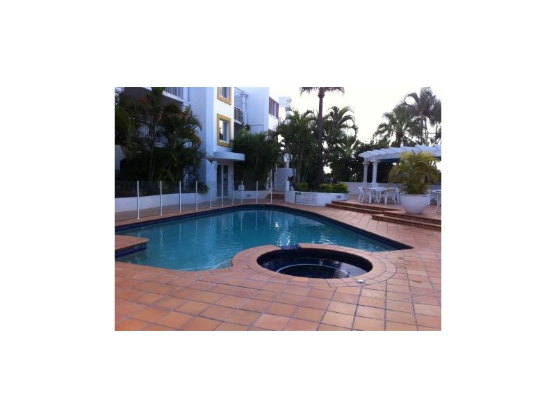 14/28 “Santorini By The Sea” Chairlift Avenue, Nobby Beach QLD 4218