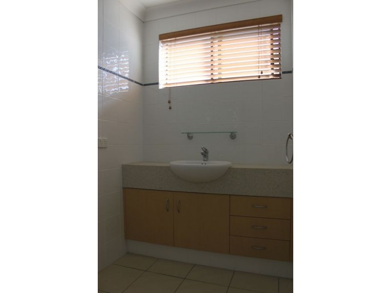 4/ 17 Sonia Street, Mermaid Waters QLD 4218