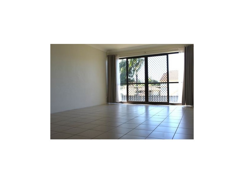 4/ 17 Sonia Street, Mermaid Waters QLD 4218