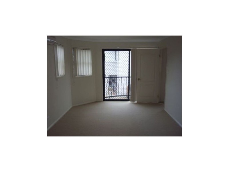 9/141 Cotlew Street, Ashmore QLD 4214